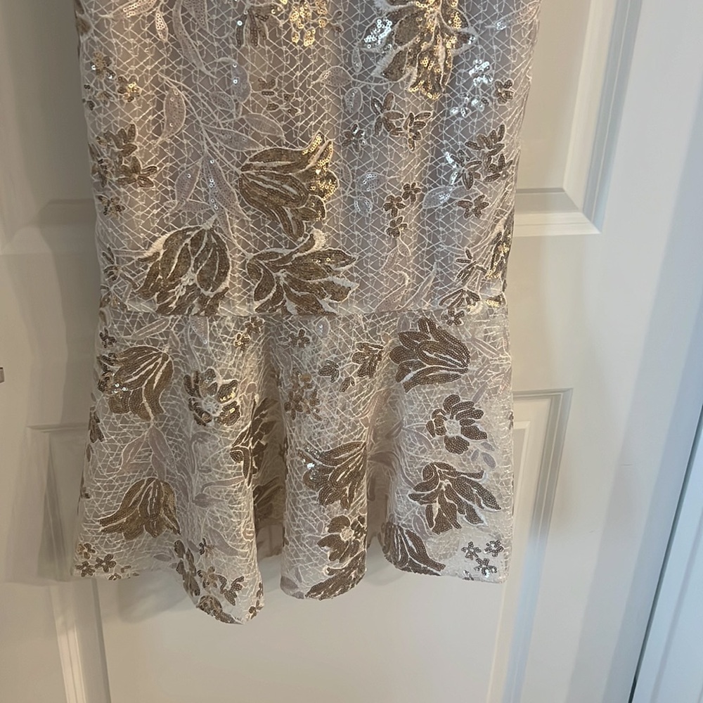 MARCHESA NOTTE Floral Sequin Gown Size 2 - Picture 8 of 11